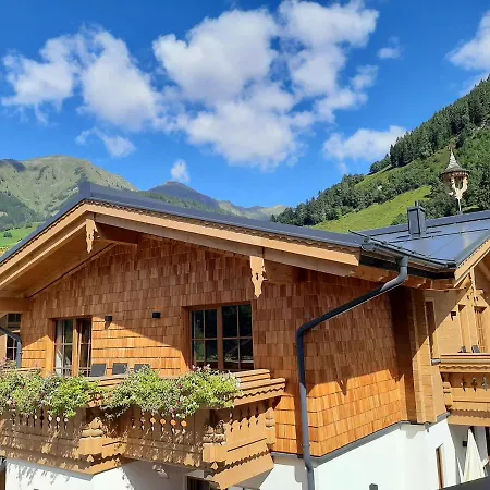Hochalmbahnen 9w2, Kiefer, Nahe Gondel * Rauris