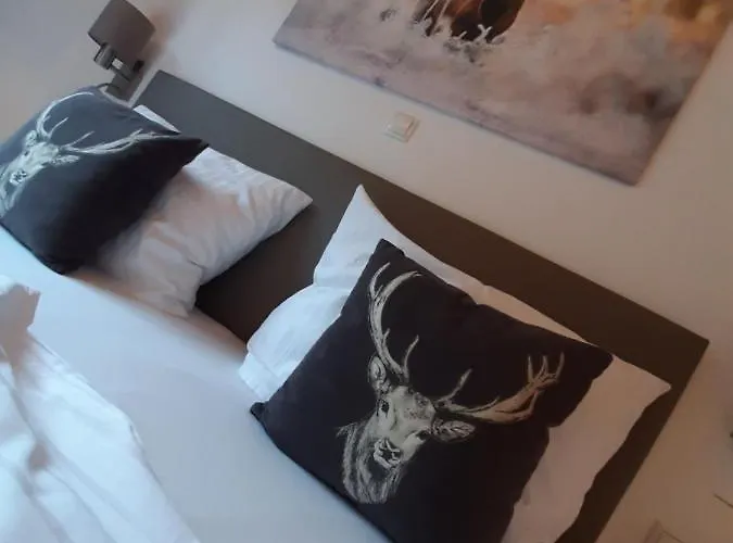 Hochalmbahnen Chalets 9W2, Kiefer, Nahe Gondel راوريس