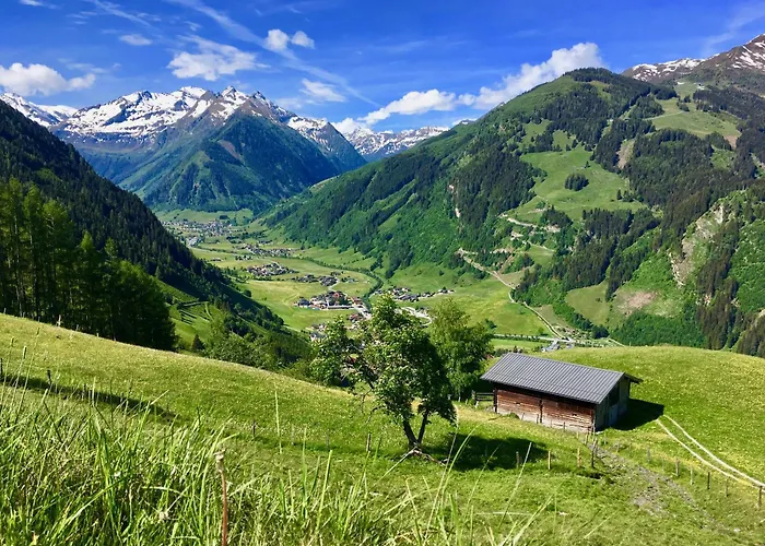 Hochalmbahnen Chalets 9W2, Kiefer, Nahe Gondel *